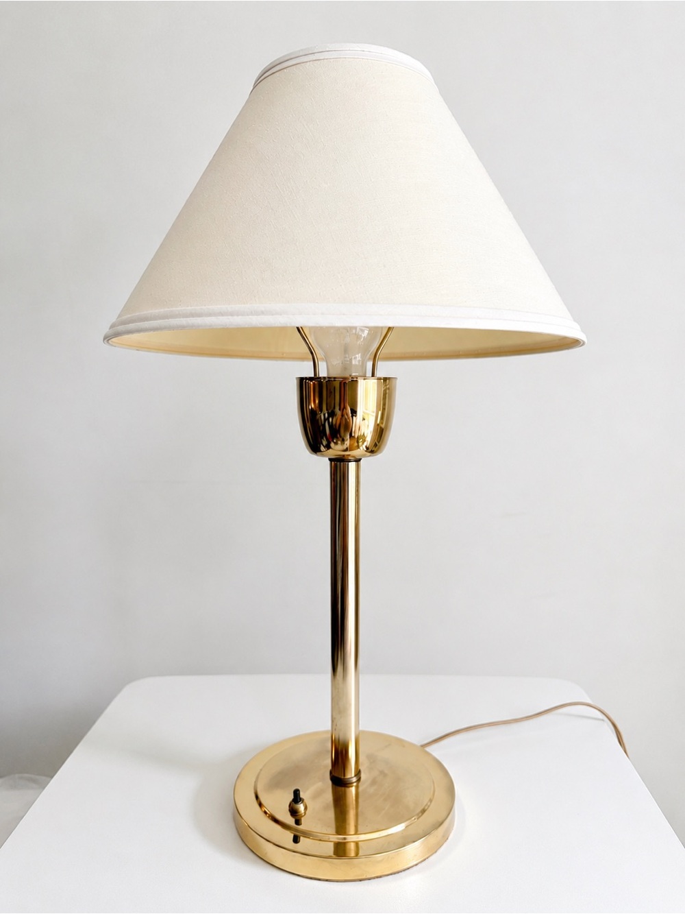 Vintage Brass Hollywood Regency Table Lamp Cream Shade